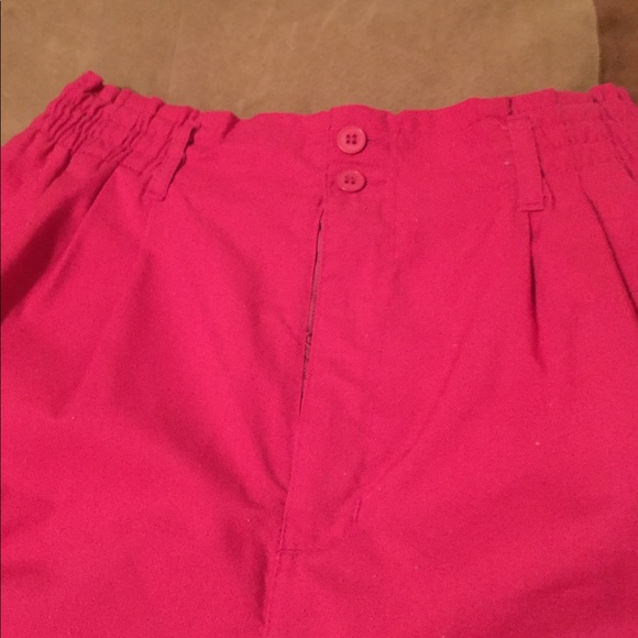 Pink shorts - Picture 3 of 8